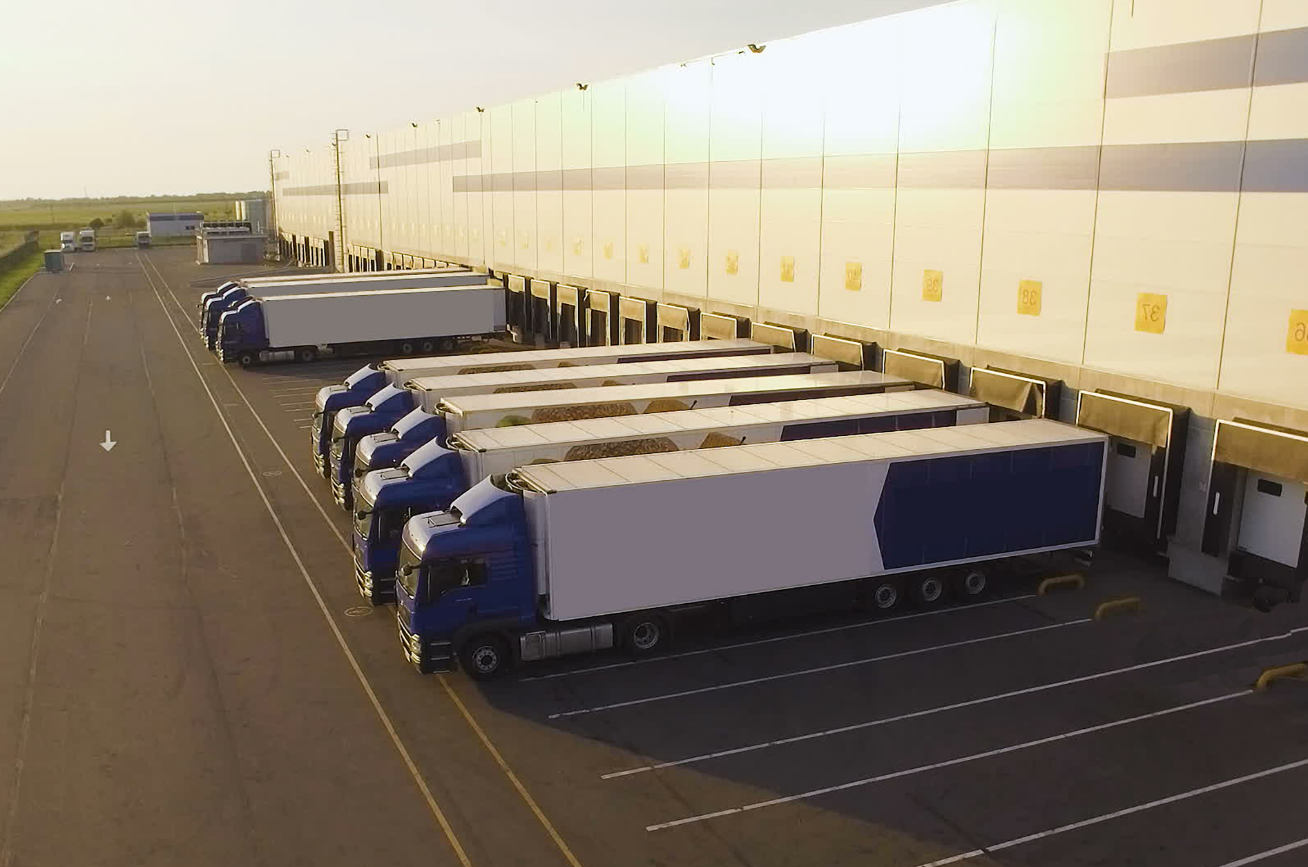 Trucks-at-a-warehouse