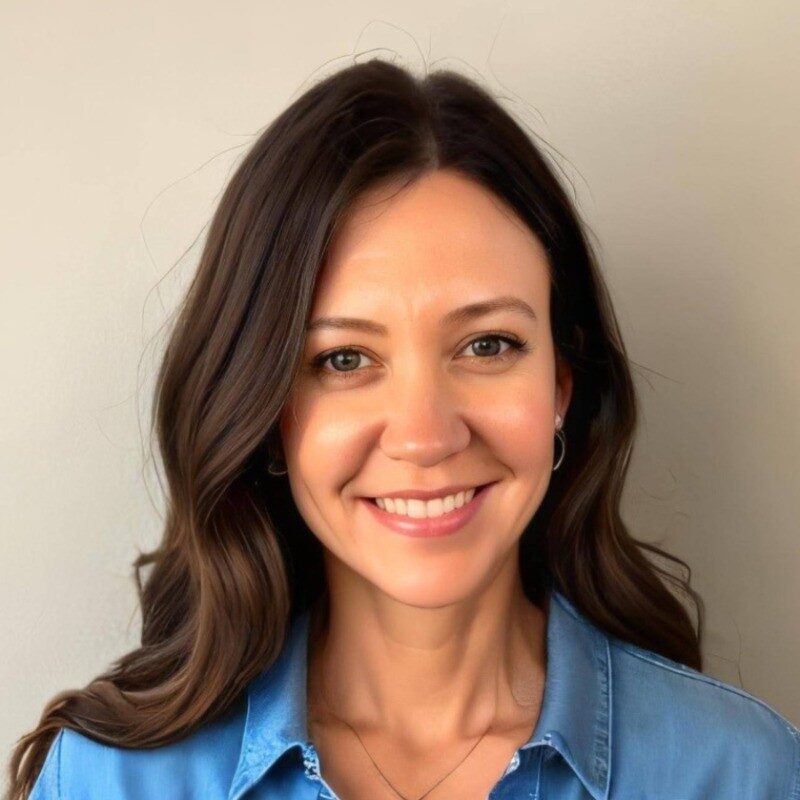 Sarah Garrett Headshot